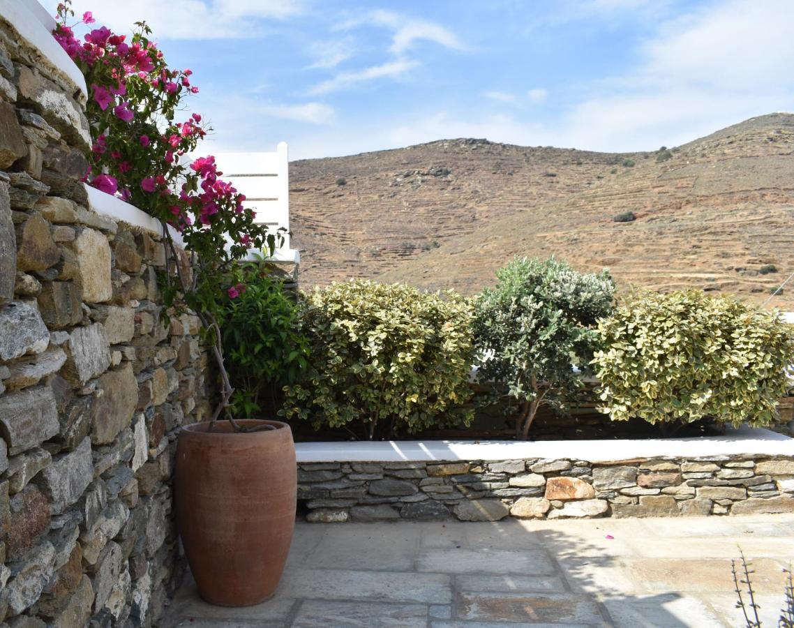 Ursa Major Suites Tinos Exterior foto
