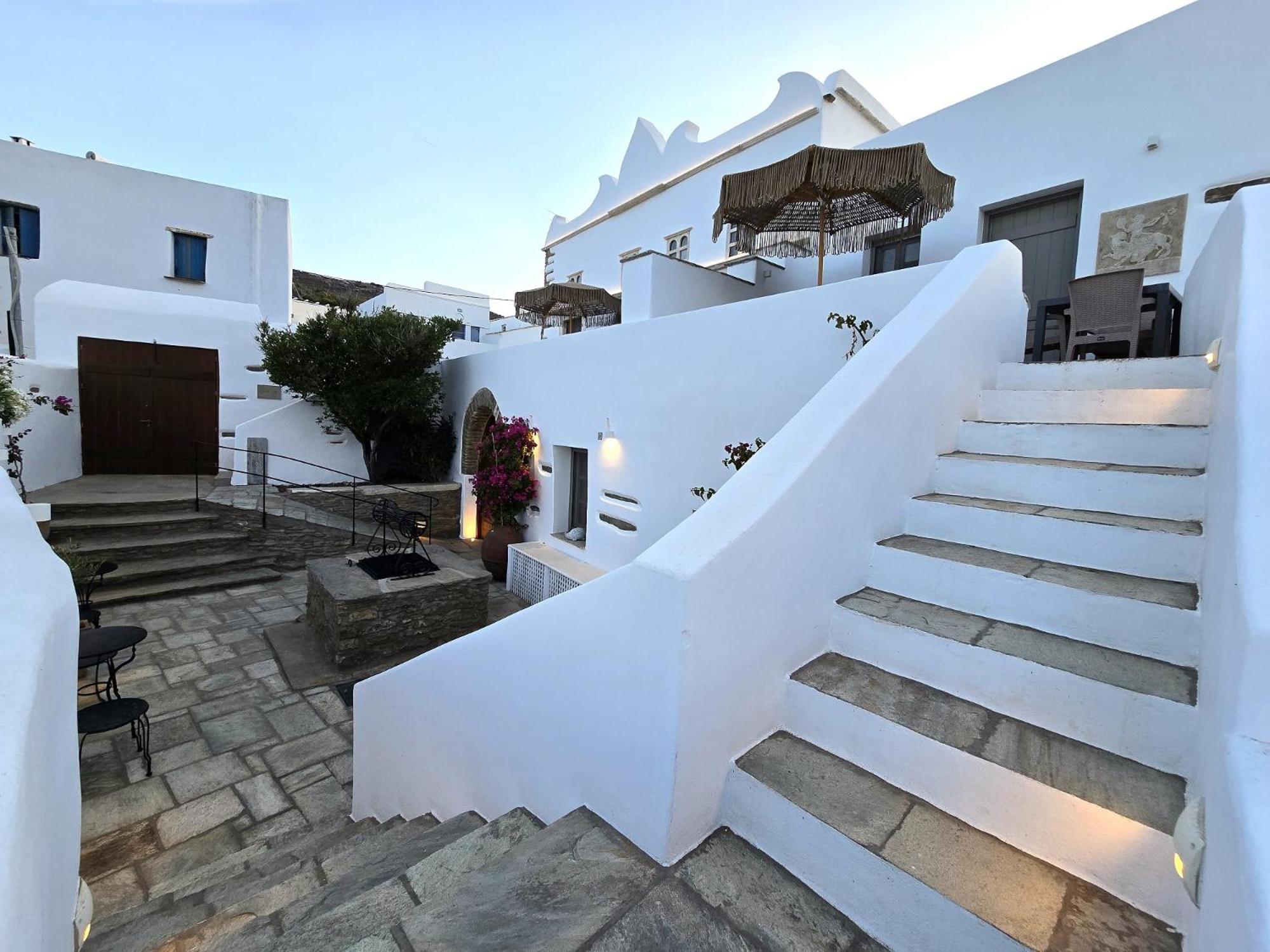 Ursa Major Suites Tinos Exterior foto